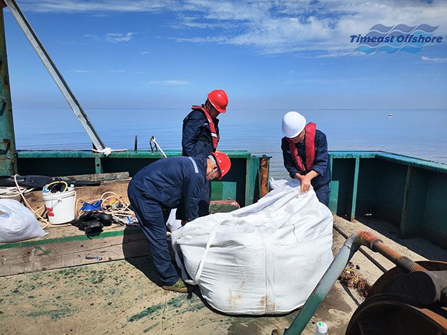 月東油田2024年海管懸空治理施工項目（mù）完工